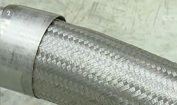 超导电缆研发取得新突破 实现关键装备100%国产化(图1)