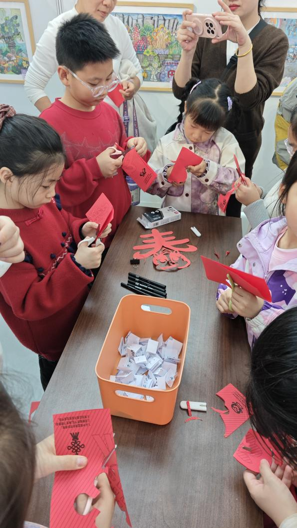 球盟会入口：春节期间全国科技馆联动开展“科技大联欢”接待观众超350万人次(图3)