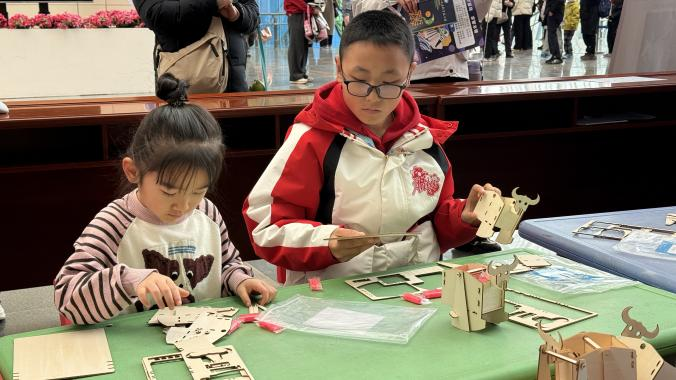 球盟会入口：春节期间全国科技馆联动开展“科技大联欢”接待观众超350万人次(图4)