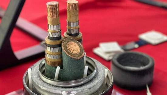 我国首条高温超导低压直流电缆并网投运核心材料实现国产化！